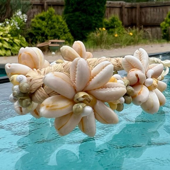 Hawaiian Shell Flower Choker Necklace and Bracelet Aloha Tropical Vacay Cruise - Picture 3 of 6
